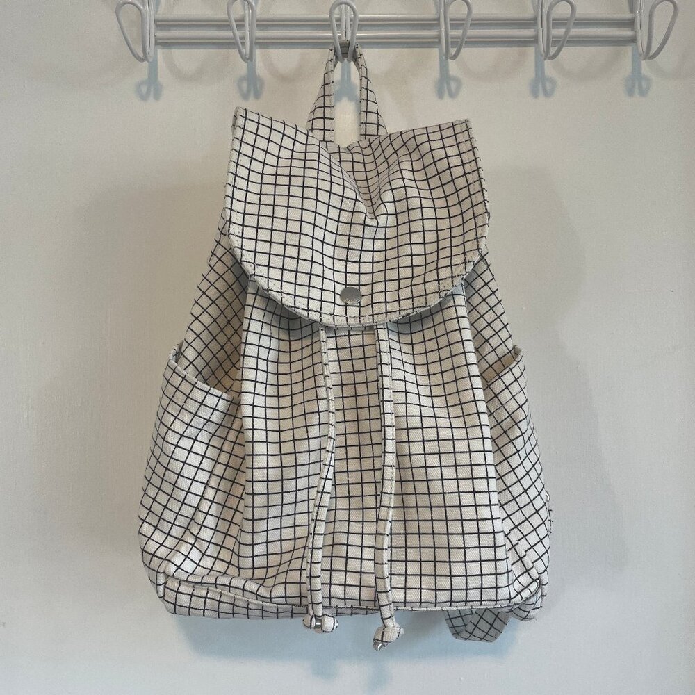 Baggu grid canvas backpack